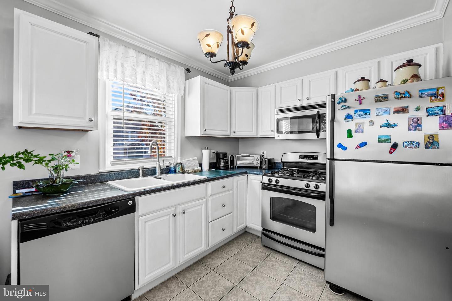 2705 Joppa Ter Property Photo 9