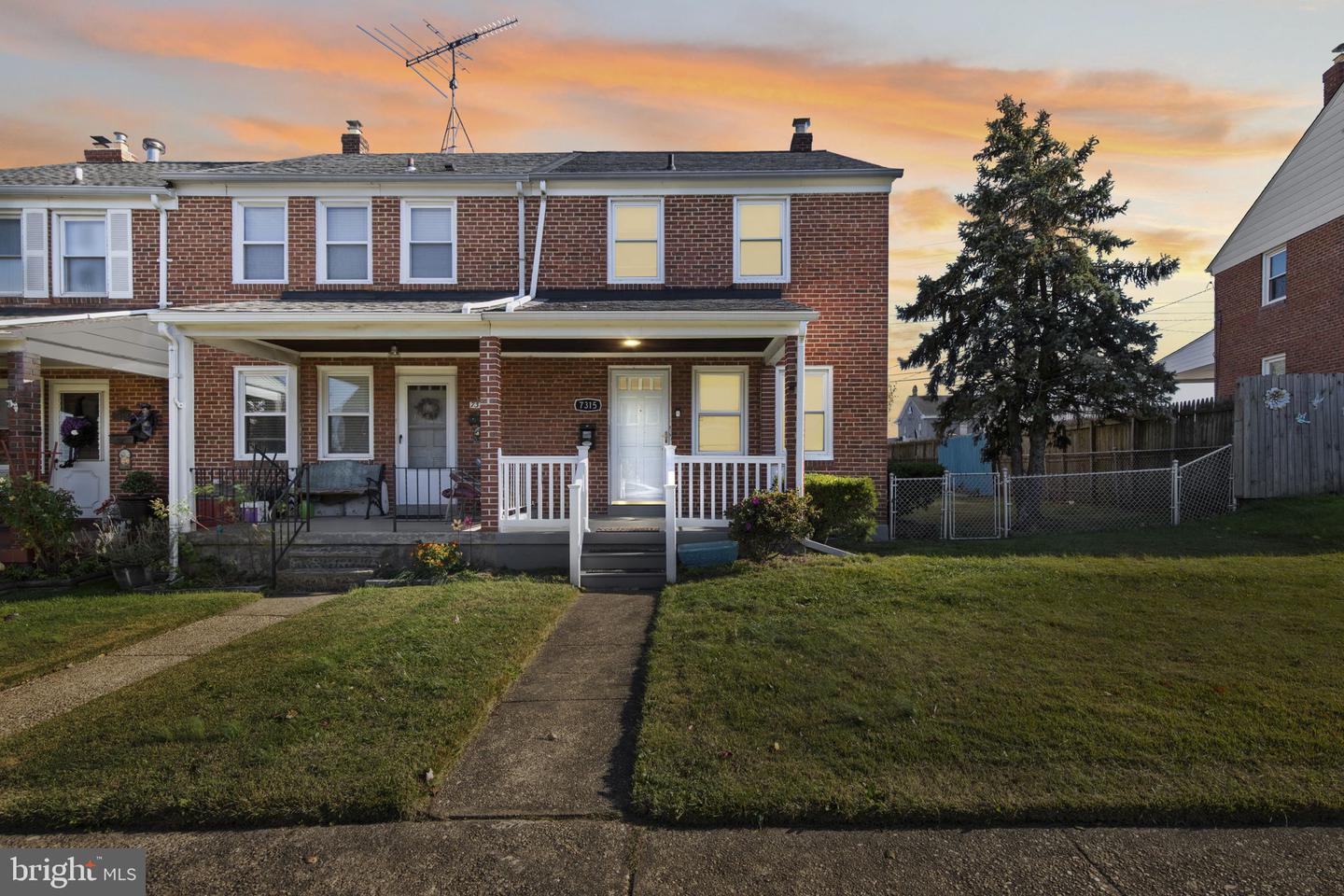 7315 Stratton Way Property Photo 1