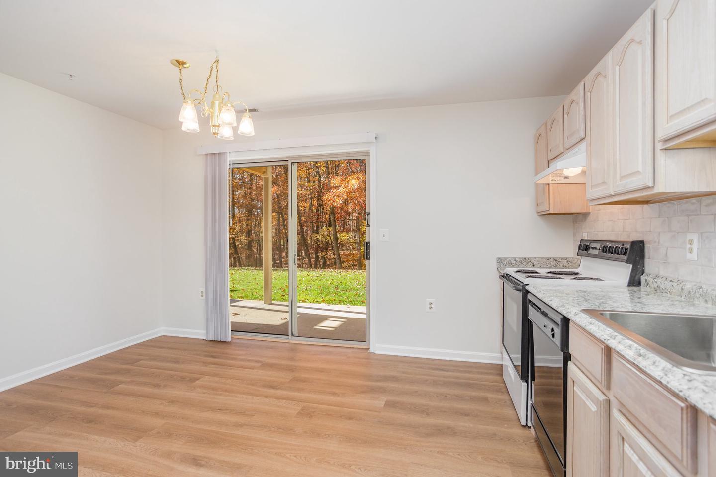 3901 Darleigh #c Property Photo 8
