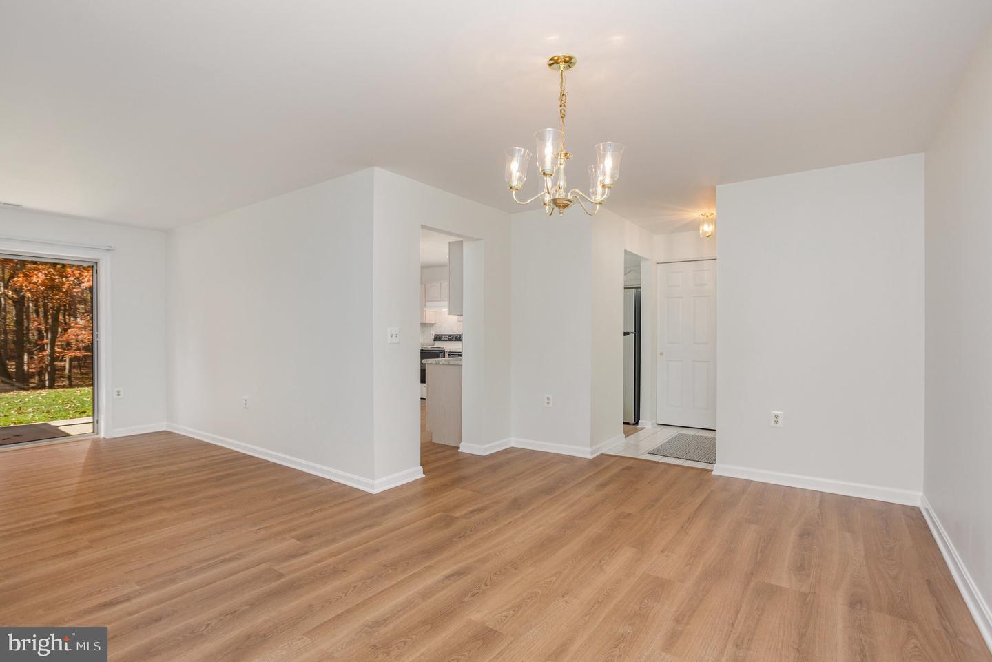 3901 Darleigh #c Property Photo 11