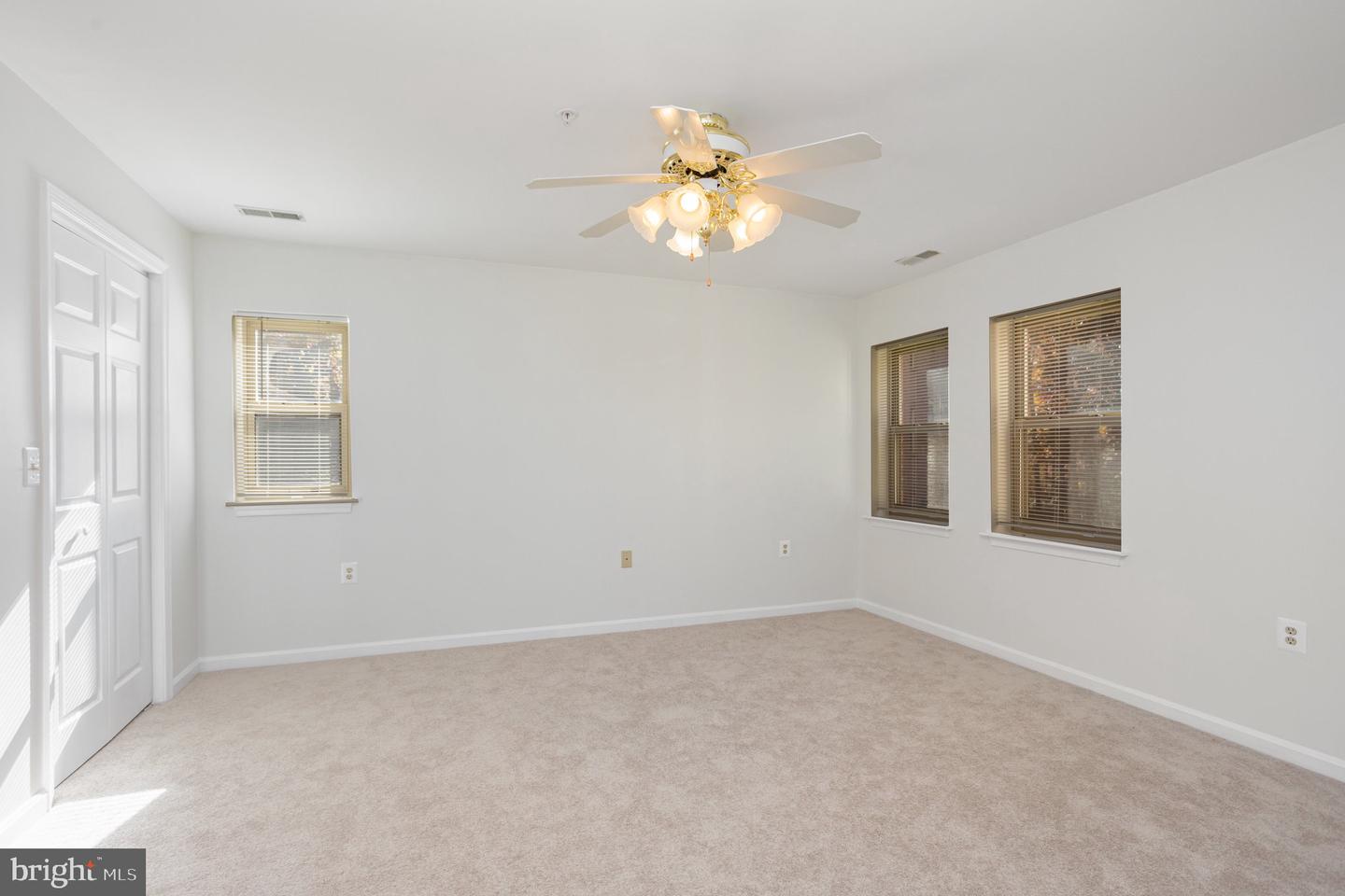 3901 Darleigh #c Property Photo 12