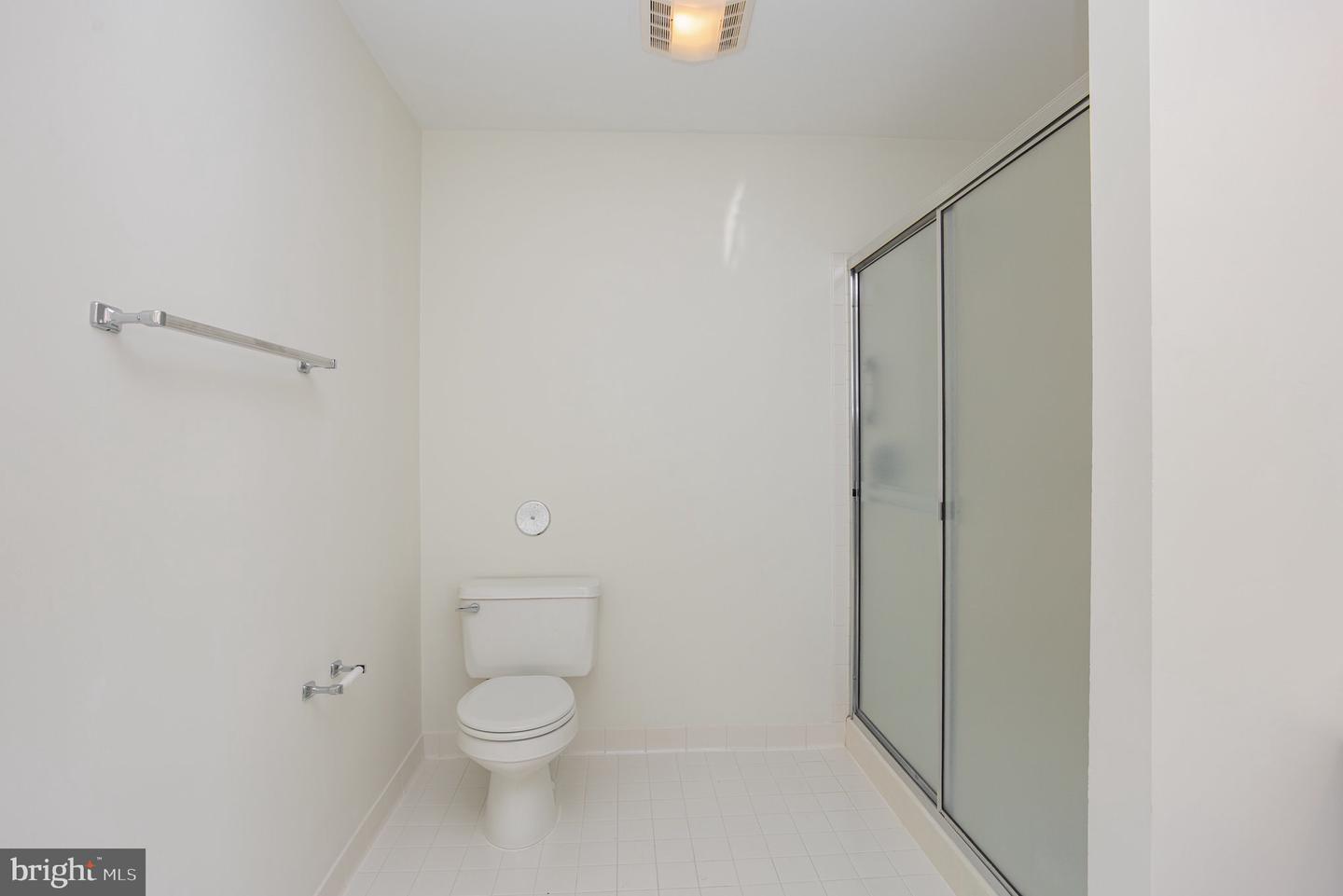 3901 Darleigh #c Property Photo 14