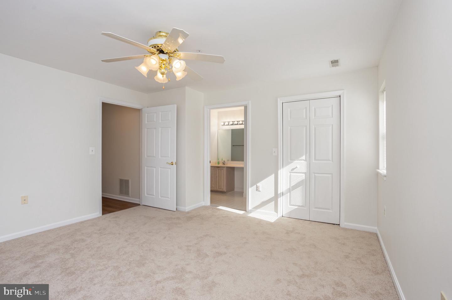 3901 Darleigh #c Property Photo 16