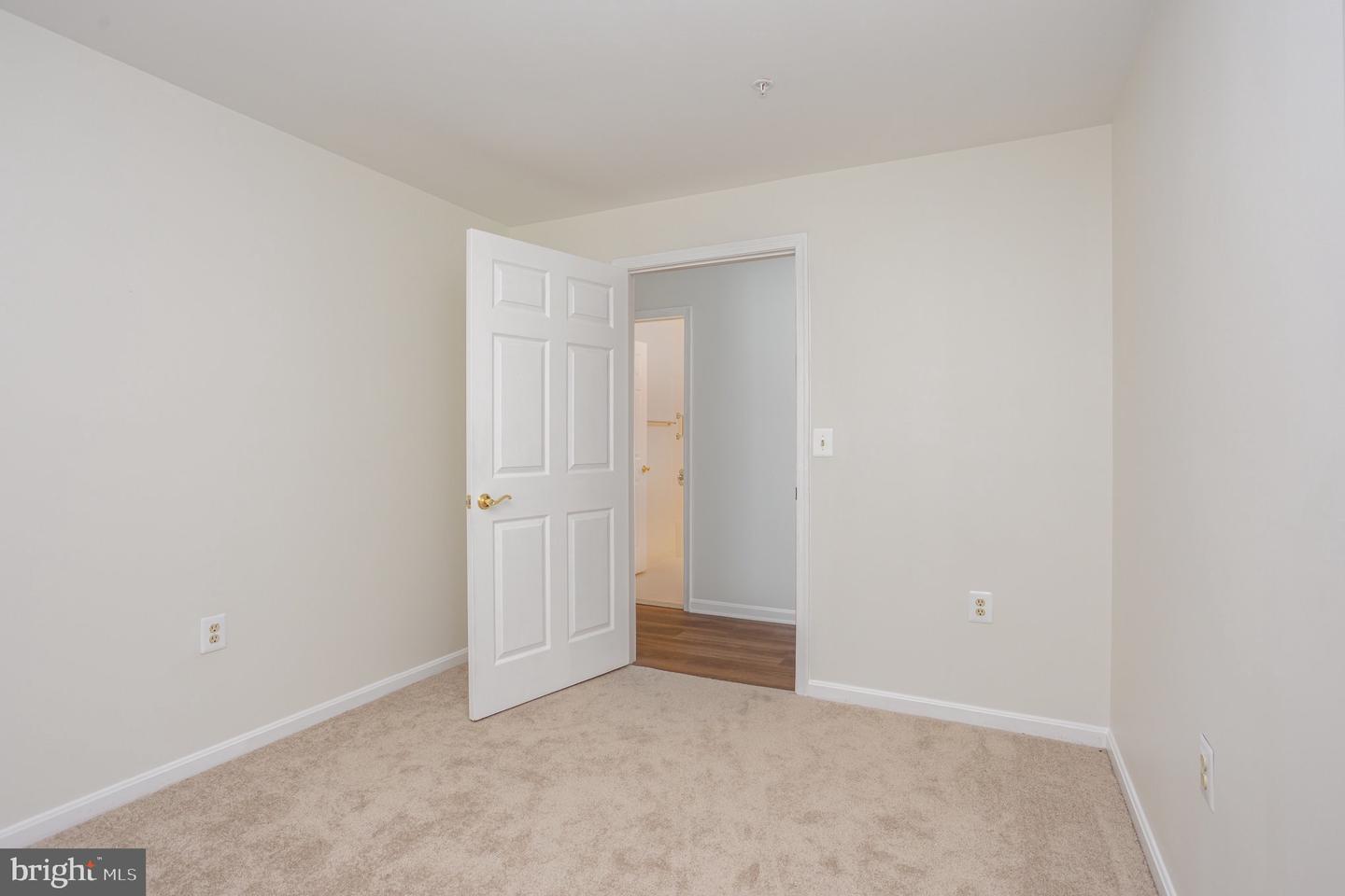 3901 Darleigh #c Property Photo 18