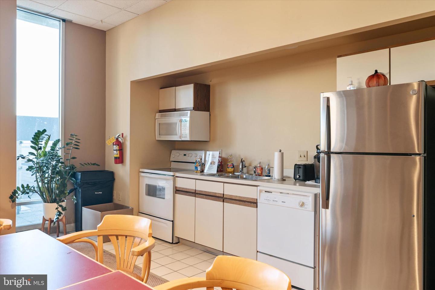 28 Allegheny Ave #2710 Property Photo 35