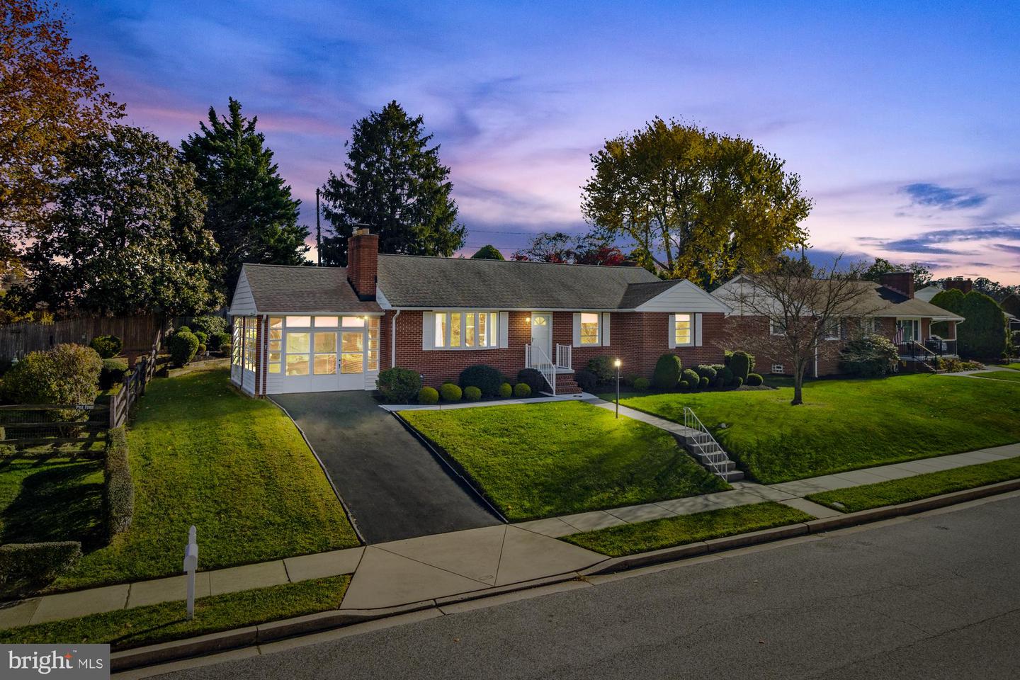 4302 Falls Park Rd Property Photo 1