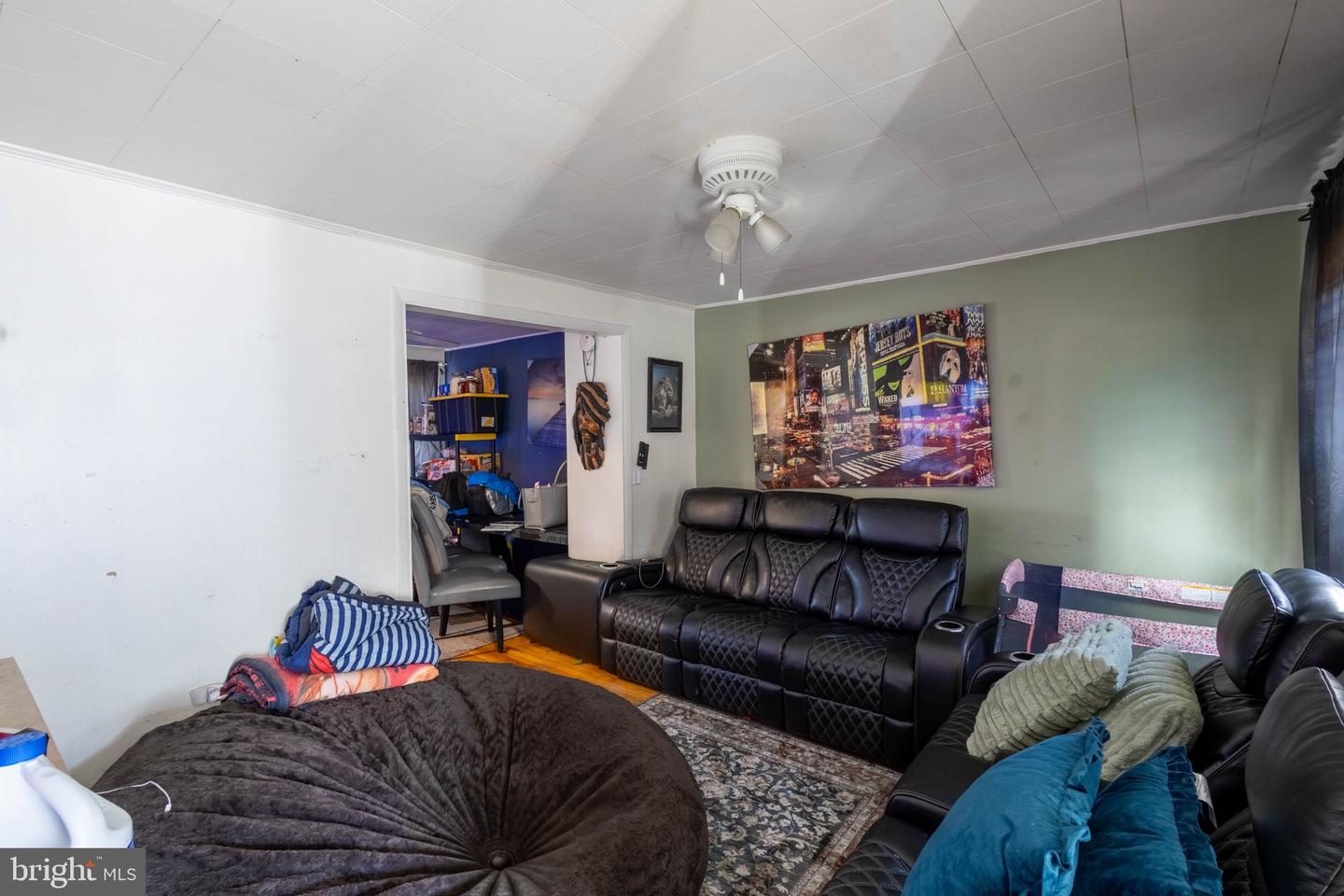 35 Kinship Rd Property Photo 3