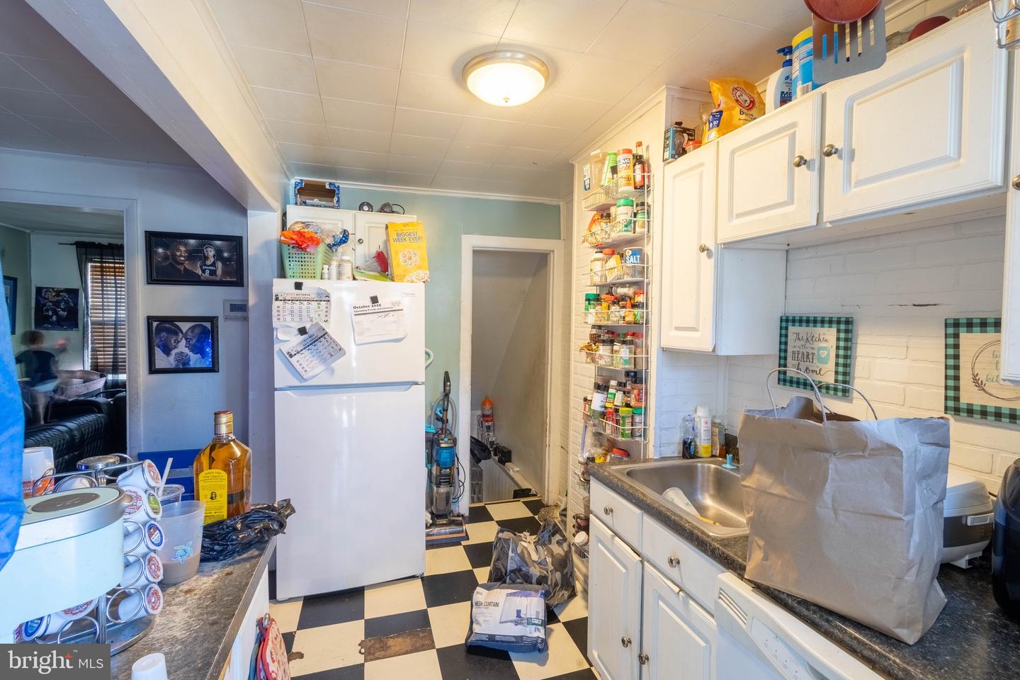 35 Kinship Rd Property Photo 6