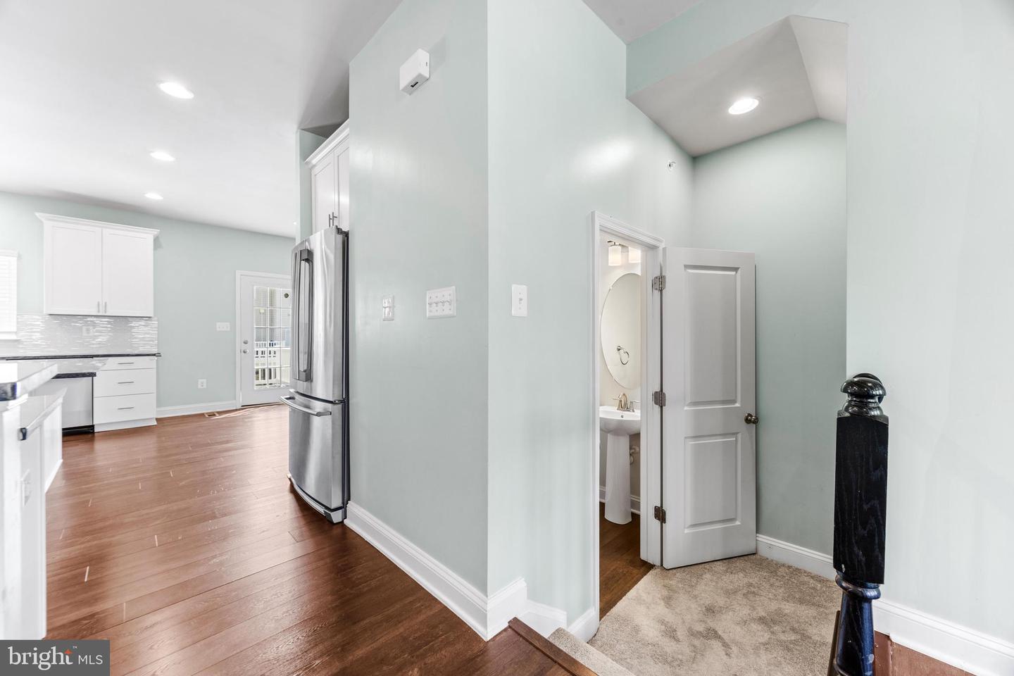 9236 Garrettson Cir Property Photo 15