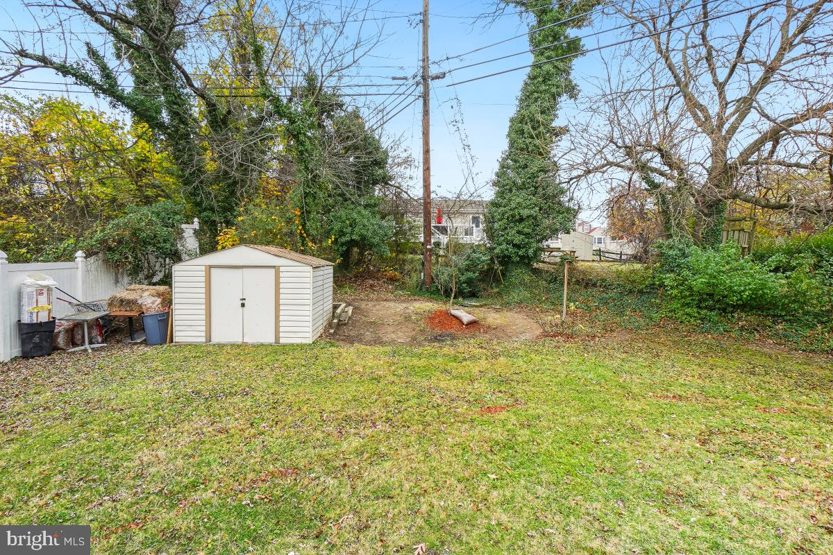9307 Thornewood Dr Property Photo 41