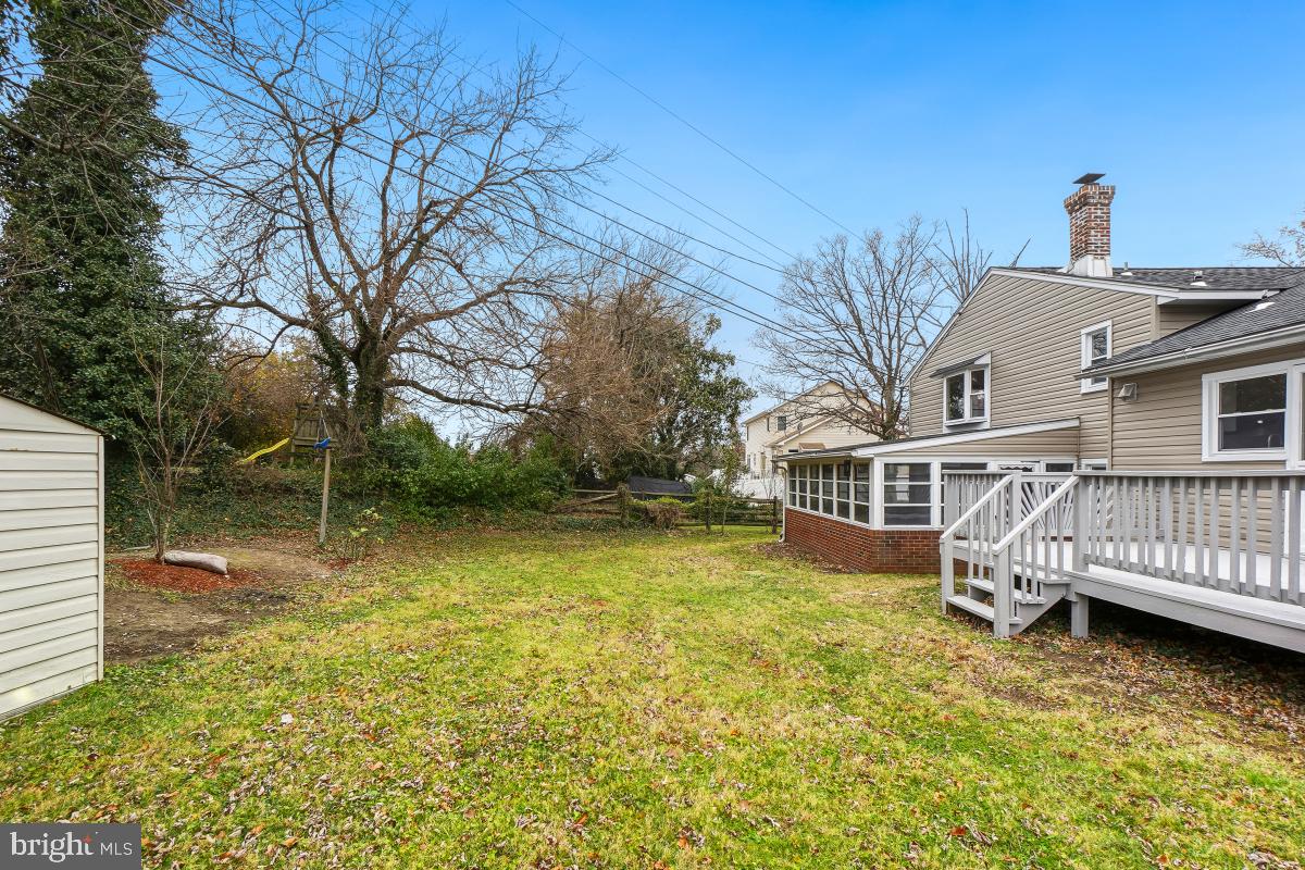 9307 Thornewood Dr Property Photo 43