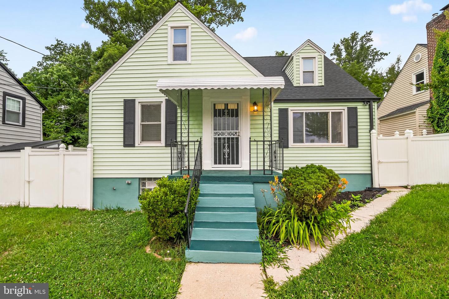 1910 Park Pl Property Photo 1