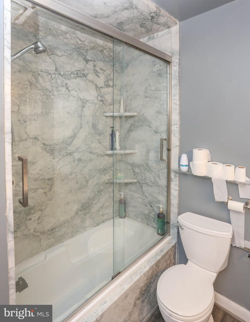 6901 Ridgeway Rd Property Photo 13
