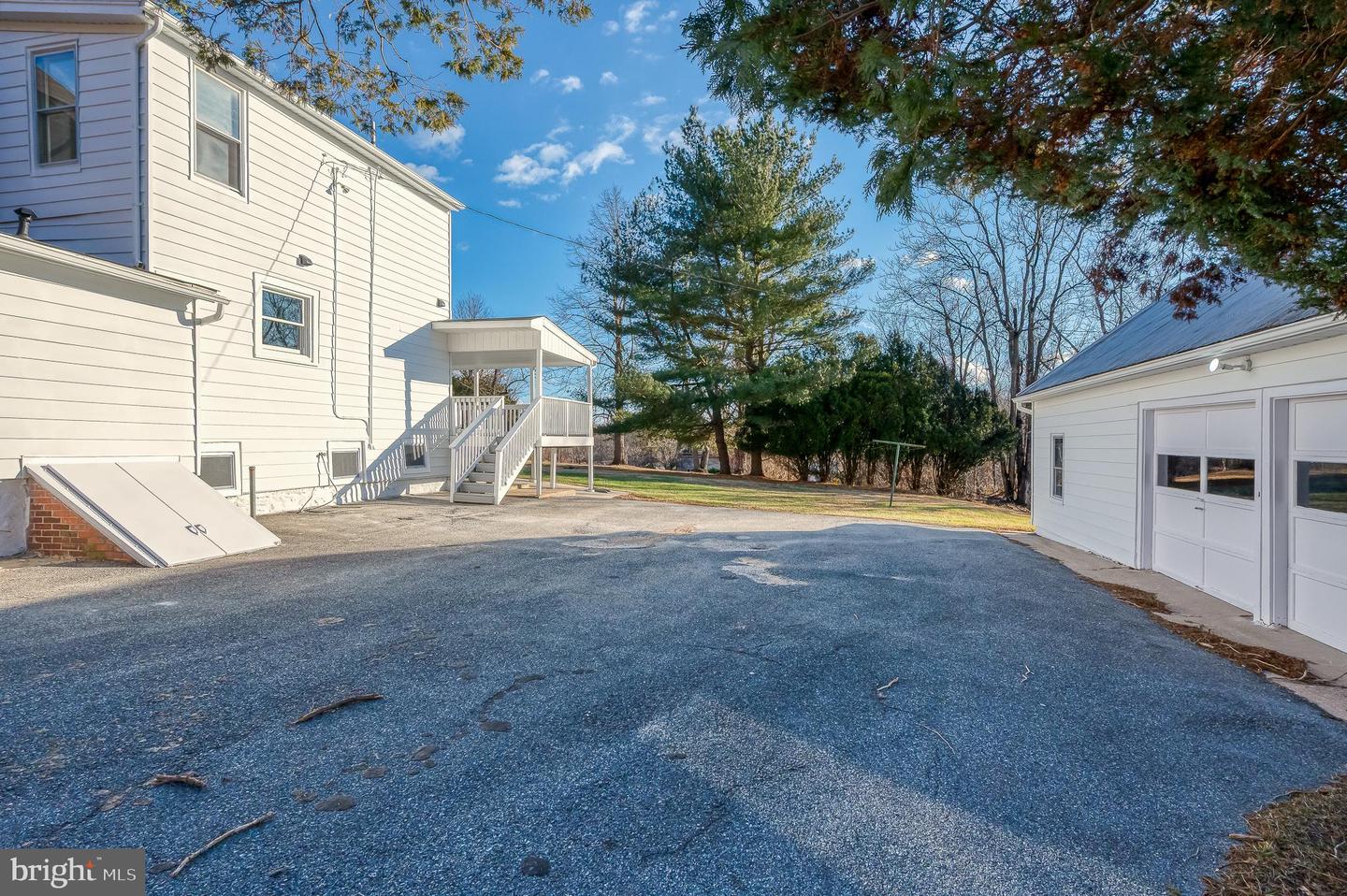 16506 Dubbs Rd Property Photo 88