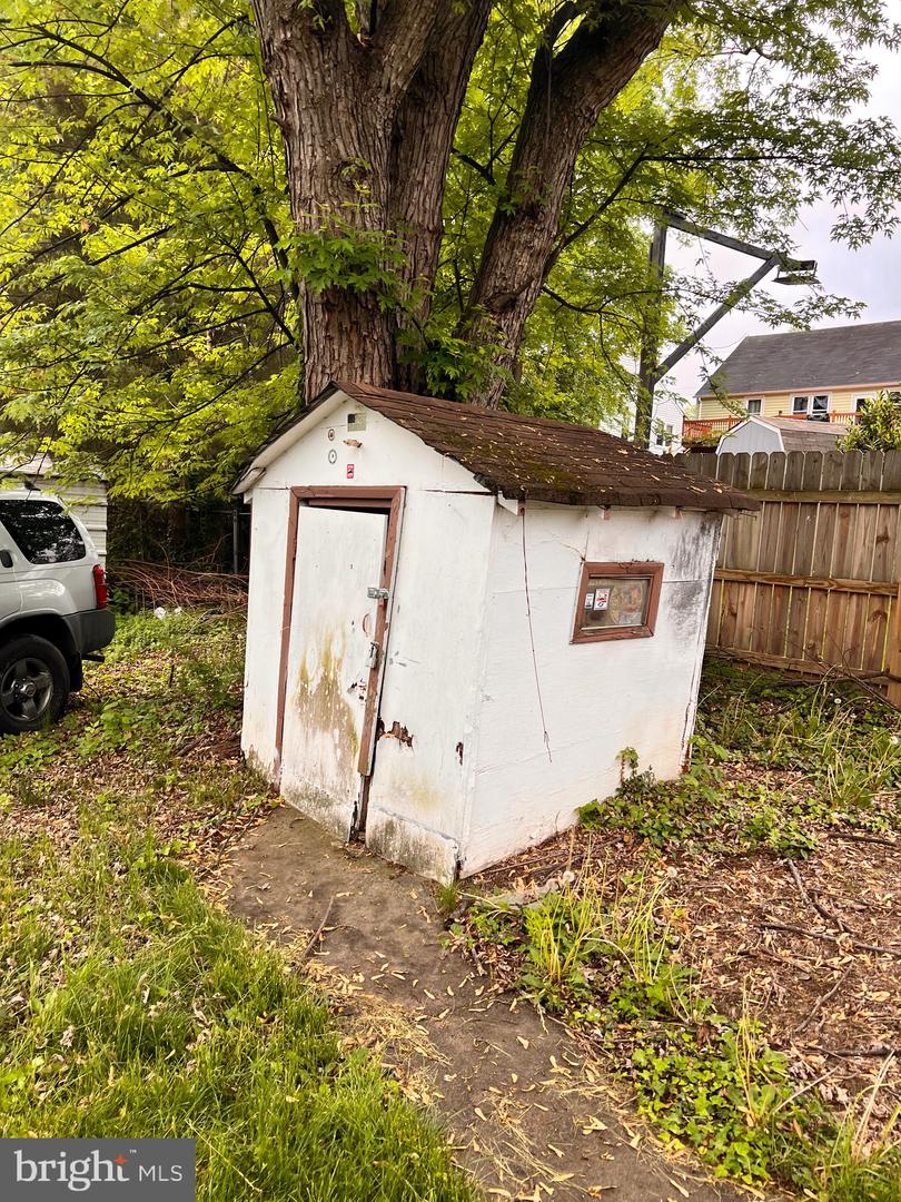 518 Ingleside Ave Property Photo 8