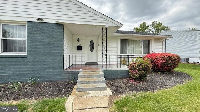 7907 Subet Property Photo 3