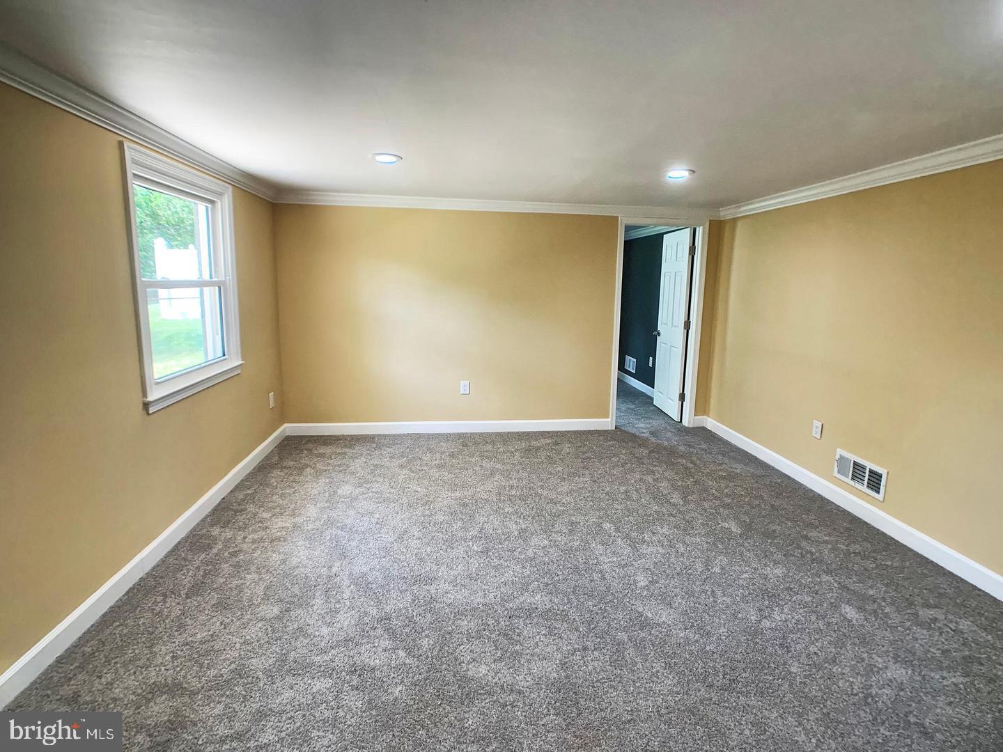 7907 Subet Property Photo 23