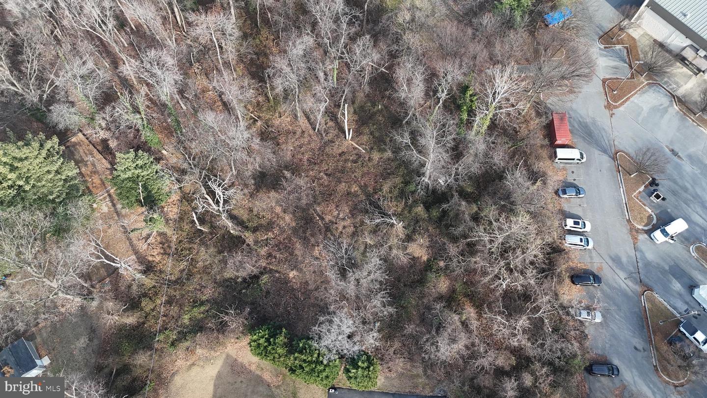 Dewitt Road Property Photo 8