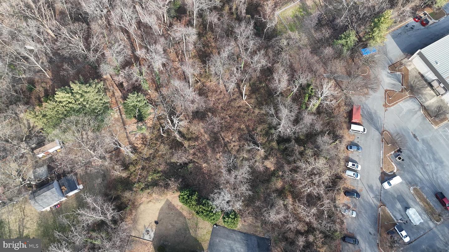 Dewitt Road Property Photo 9