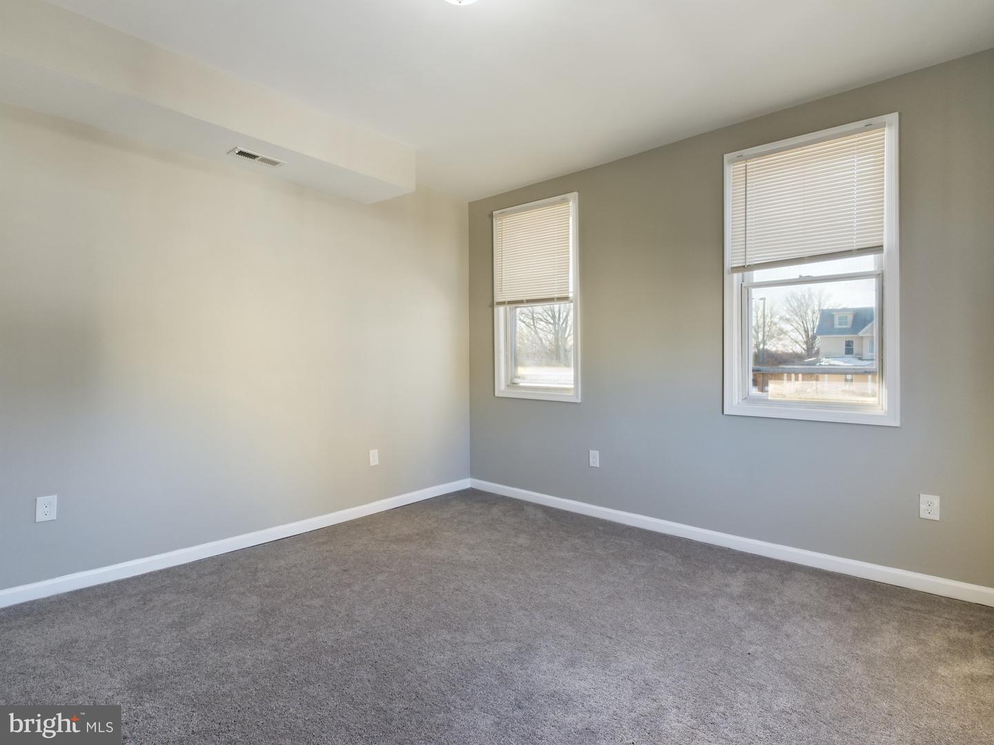 300 West Chesapeake Avenue #3 Property Photo 13