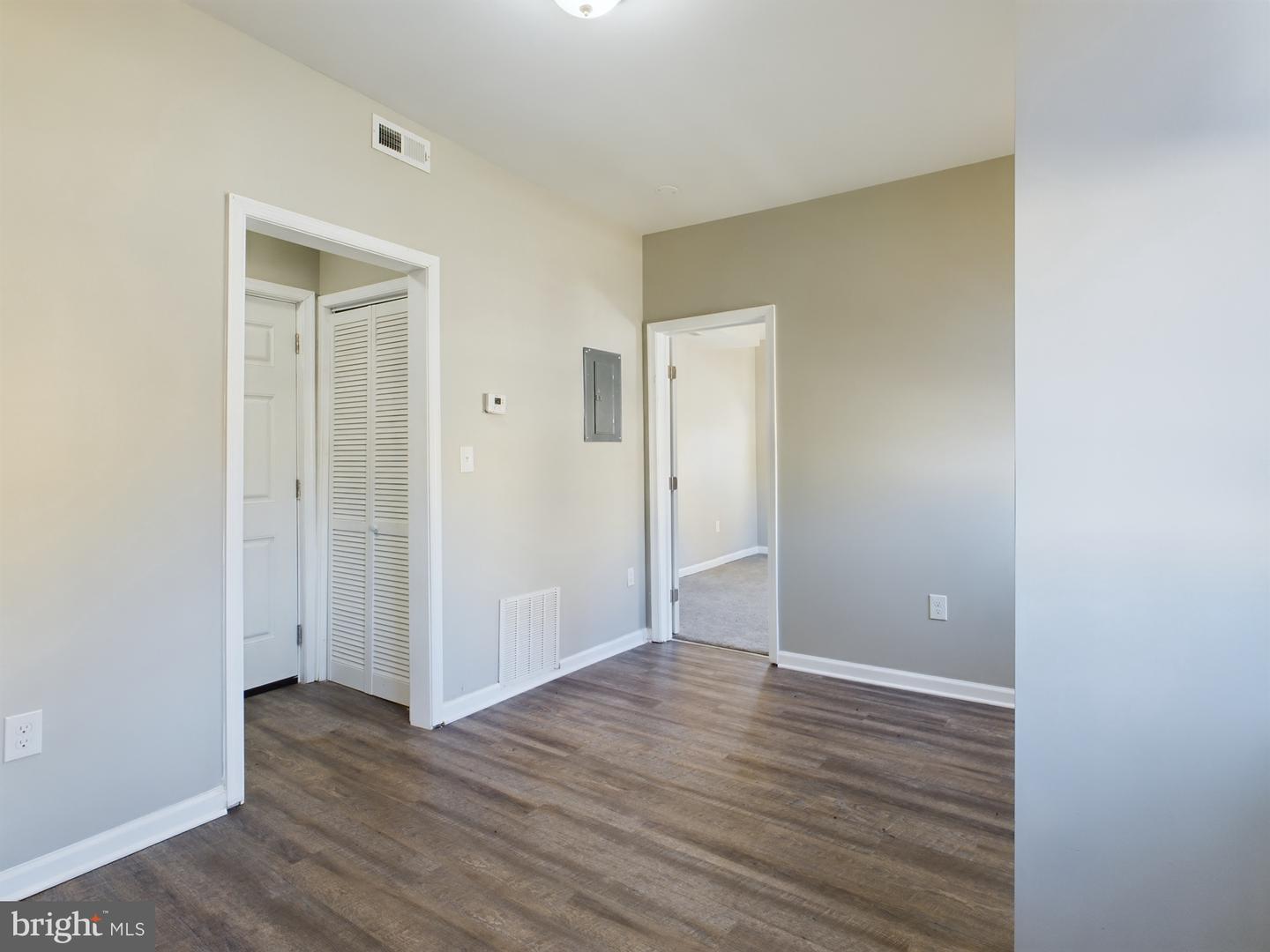 300 West Chesapeake Avenue #3 Property Photo 17