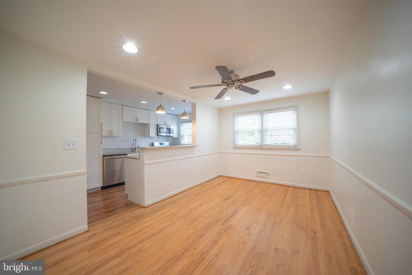 1106 Linden Ave Property Photo 8