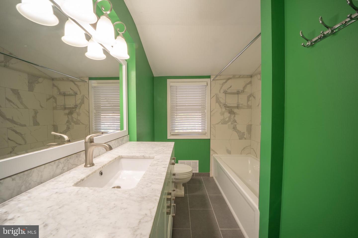 1106 Linden Ave Property Photo 14