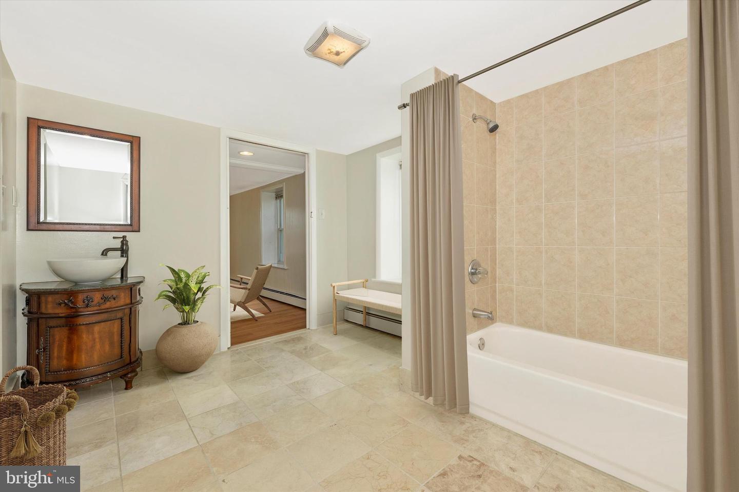 1021 Saffell Rd Property Photo 25