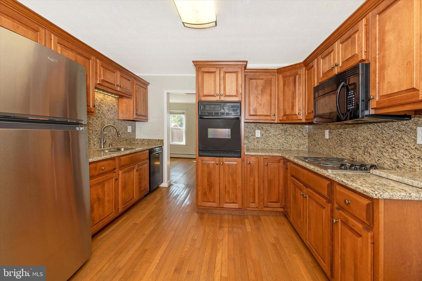1021 Saffell Rd Property Photo 40