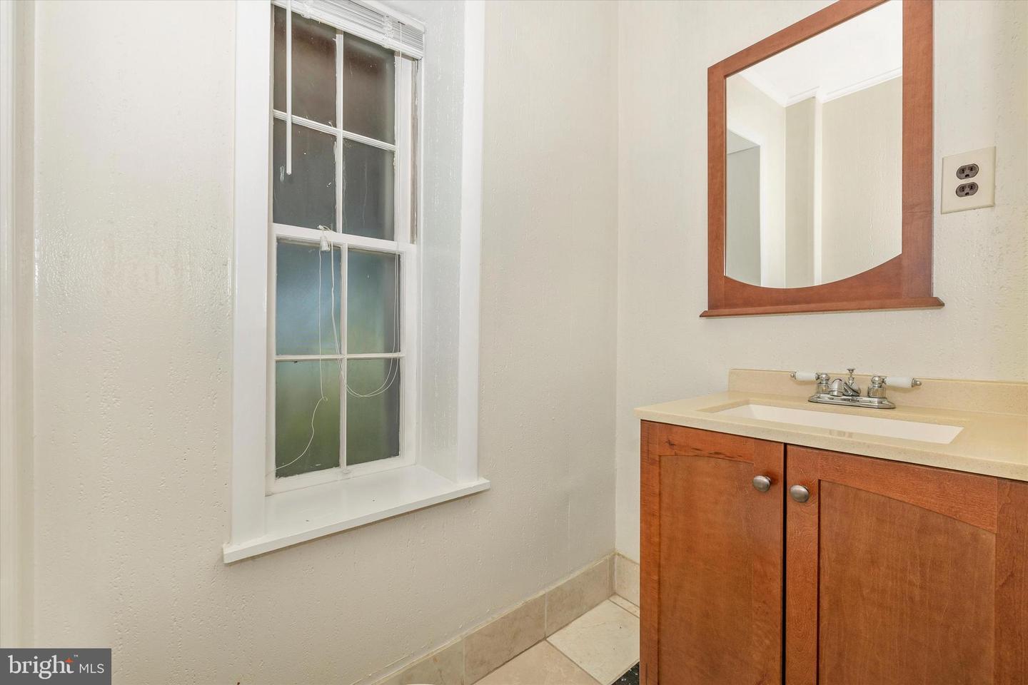 1021 Saffell Rd Property Photo 44