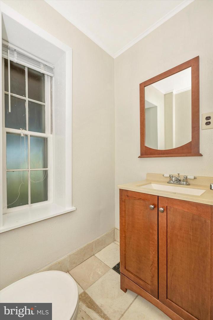 1021 Saffell Rd Property Photo 45