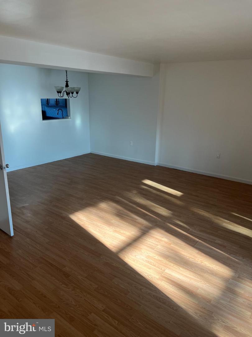 1704 Chesaco Ave Property Photo 9