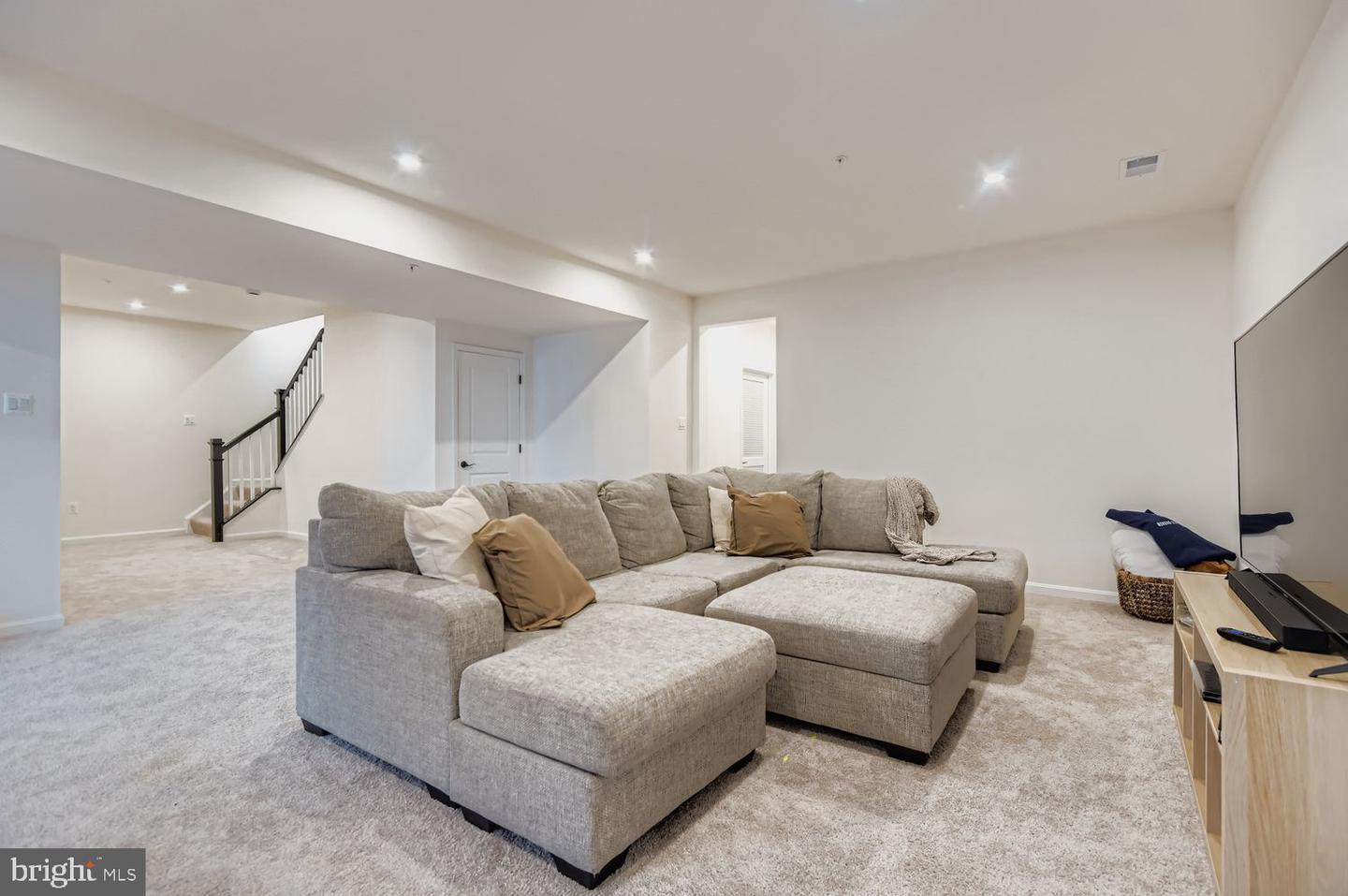 5708 Charlies Way Property Photo 33