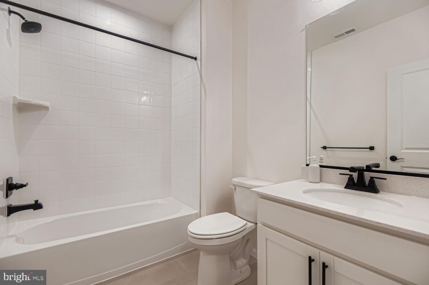 5708 Charlies Way Property Photo 34