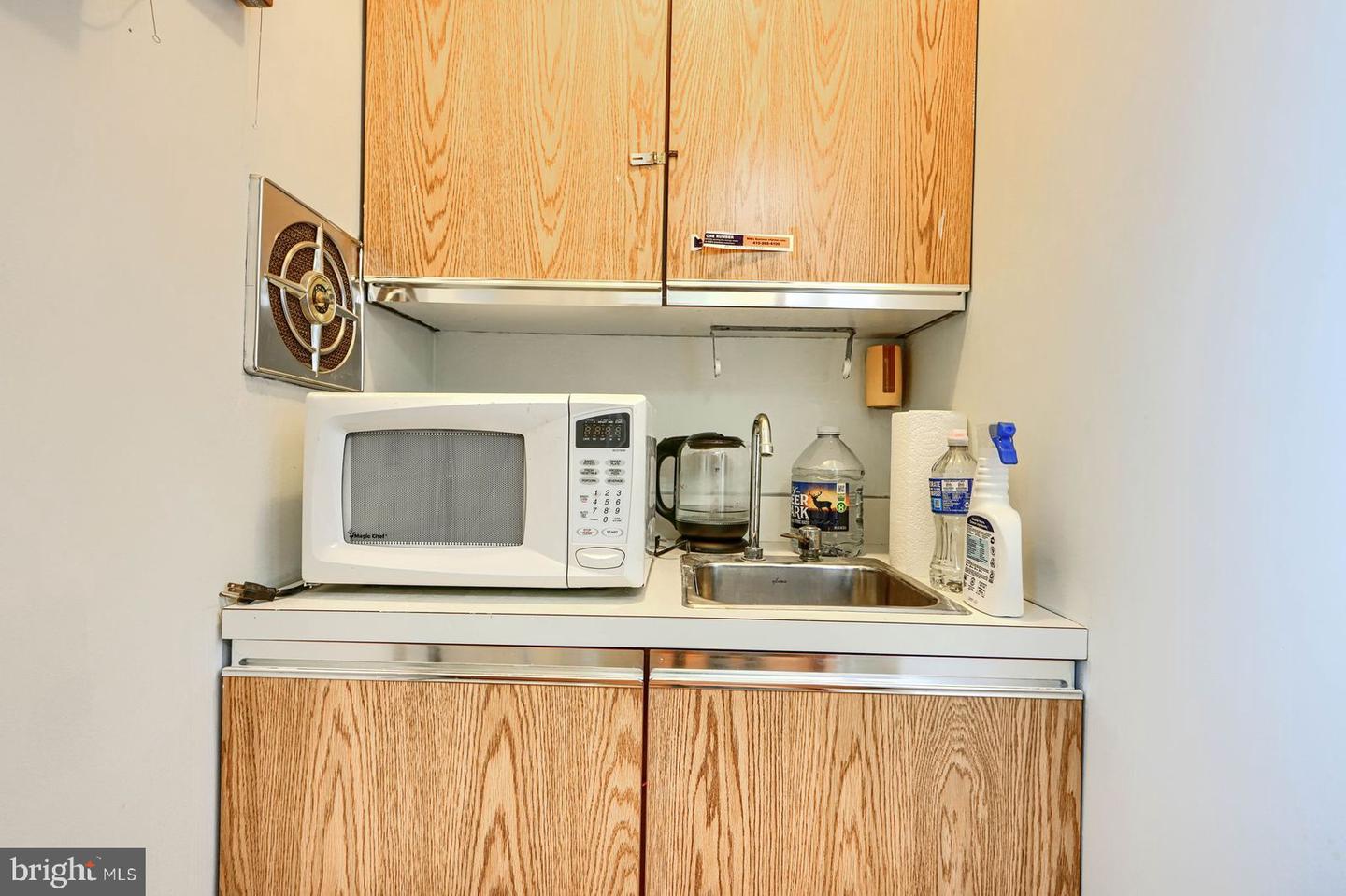 9125 Belair Rd Property Photo 11