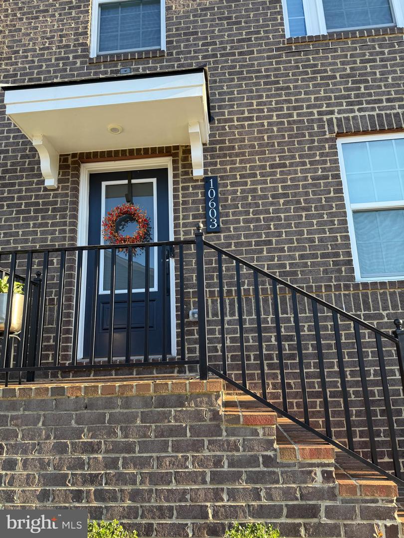 10603 SUNDRIDGE ST Property Photo 1