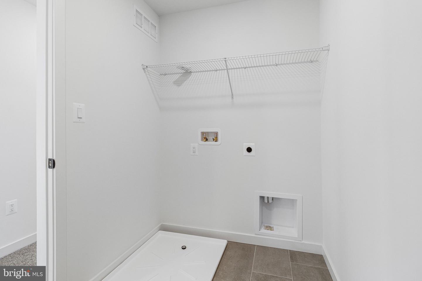 701 Pineapple Ct Property Photo 32