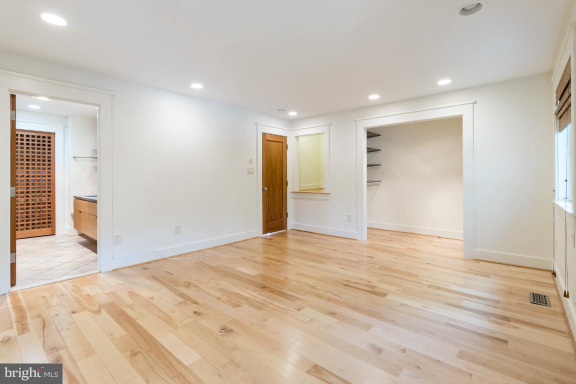 8209 Ruxton Crossing Ct Property Photo 8