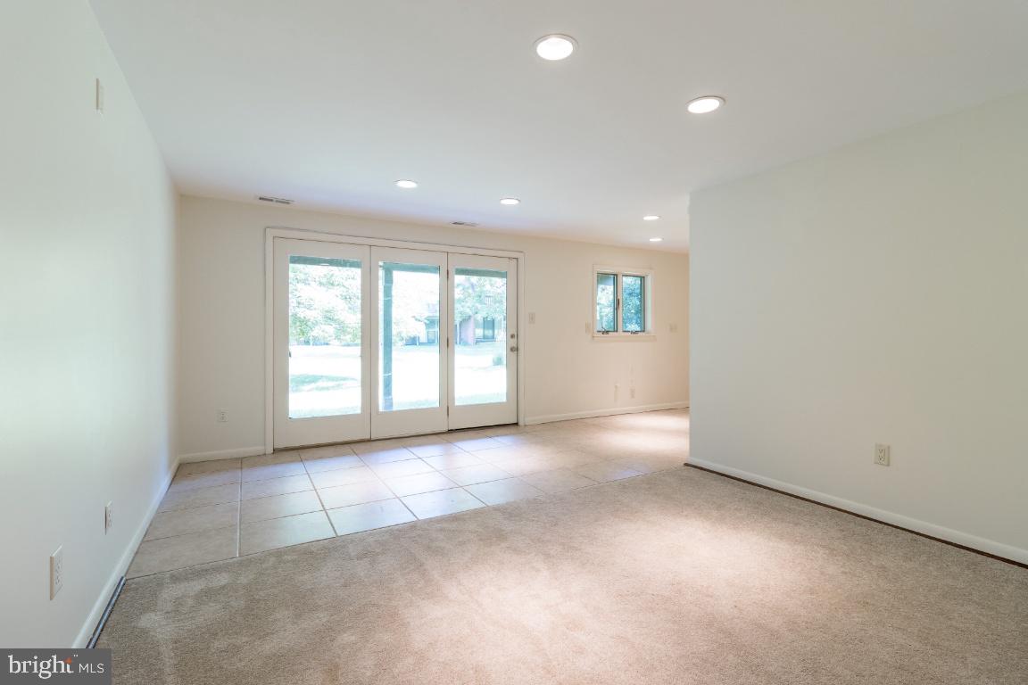 8209 Ruxton Crossing Ct Property Photo 10