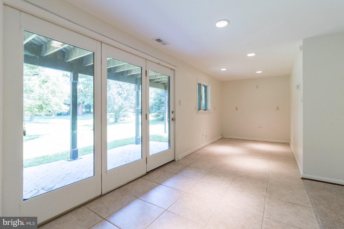 8209 Ruxton Crossing Ct Property Photo 11