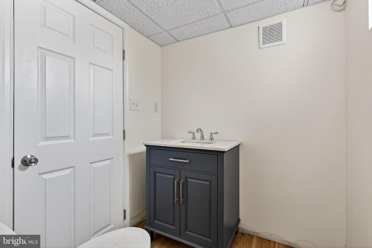 9511 Belair Rd Property Photo 36