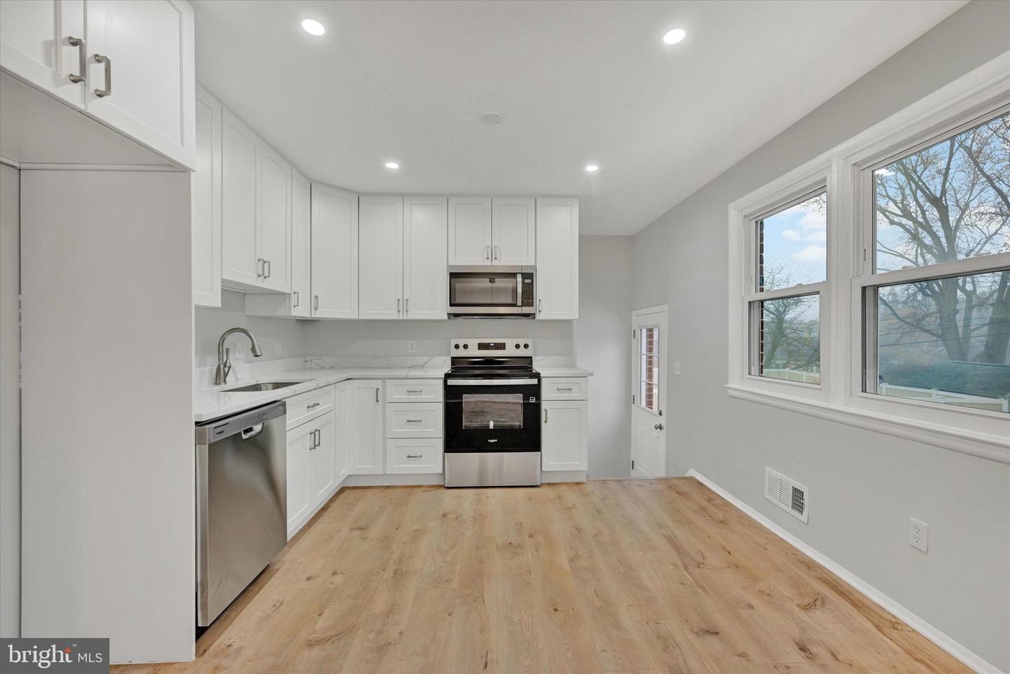 2302 Weathervane Rd Property Photo 11