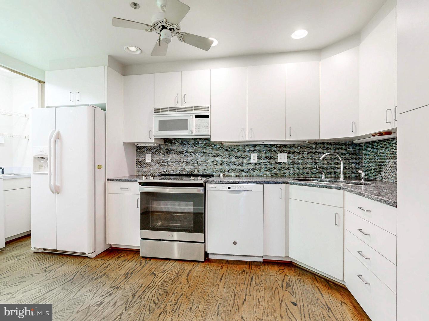 106 Brightwood Club Dr #106 Property Photo 8