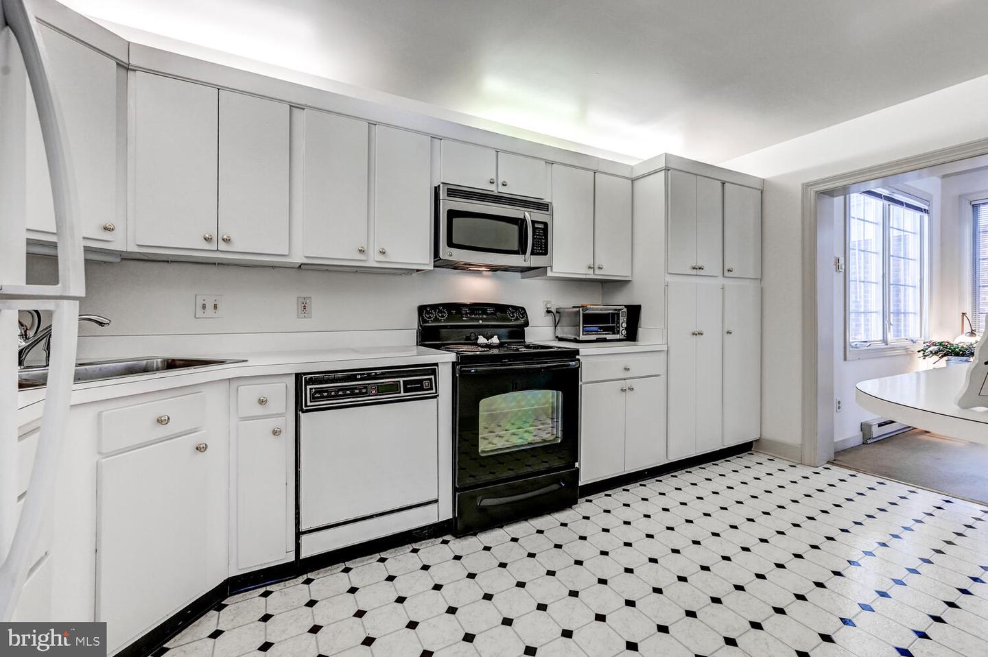 406 Brightwood Club Dr #406 Property Photo 8
