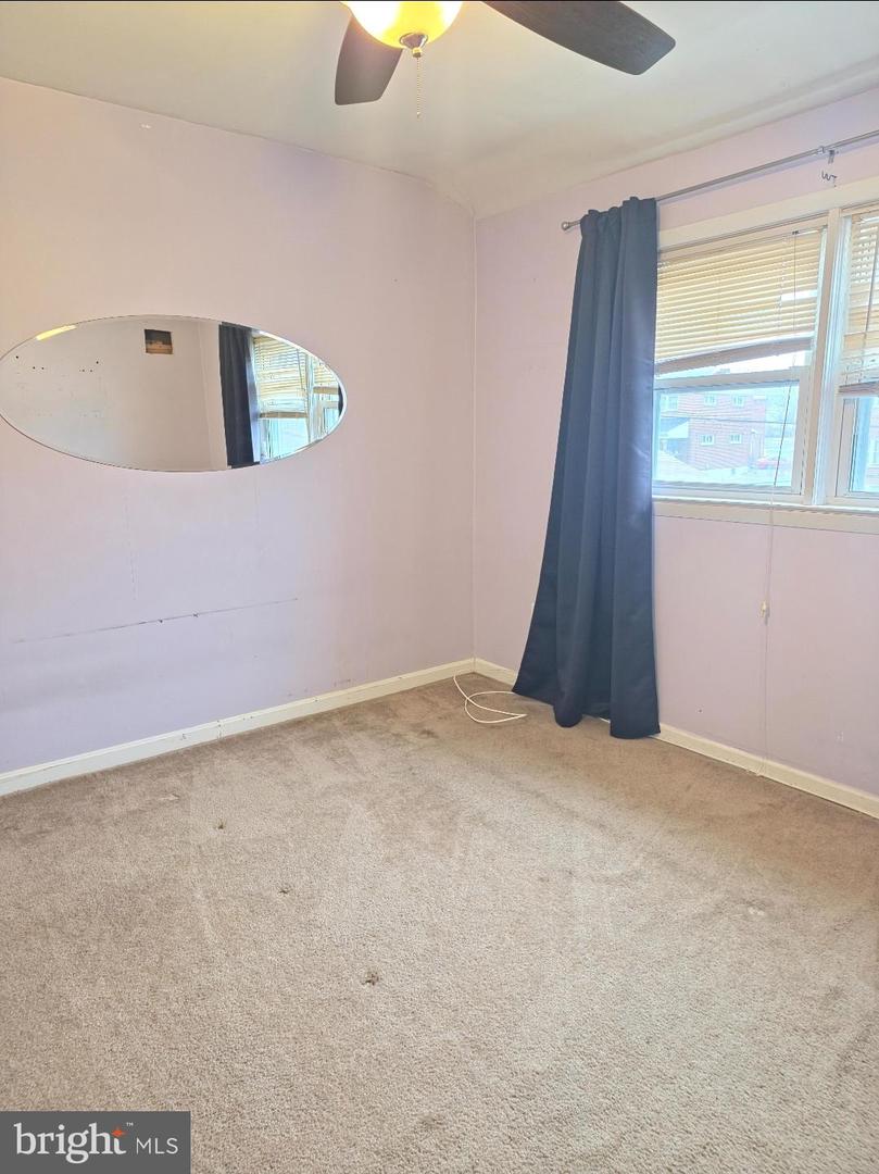 253 Southeastern Ct Property Photo 5