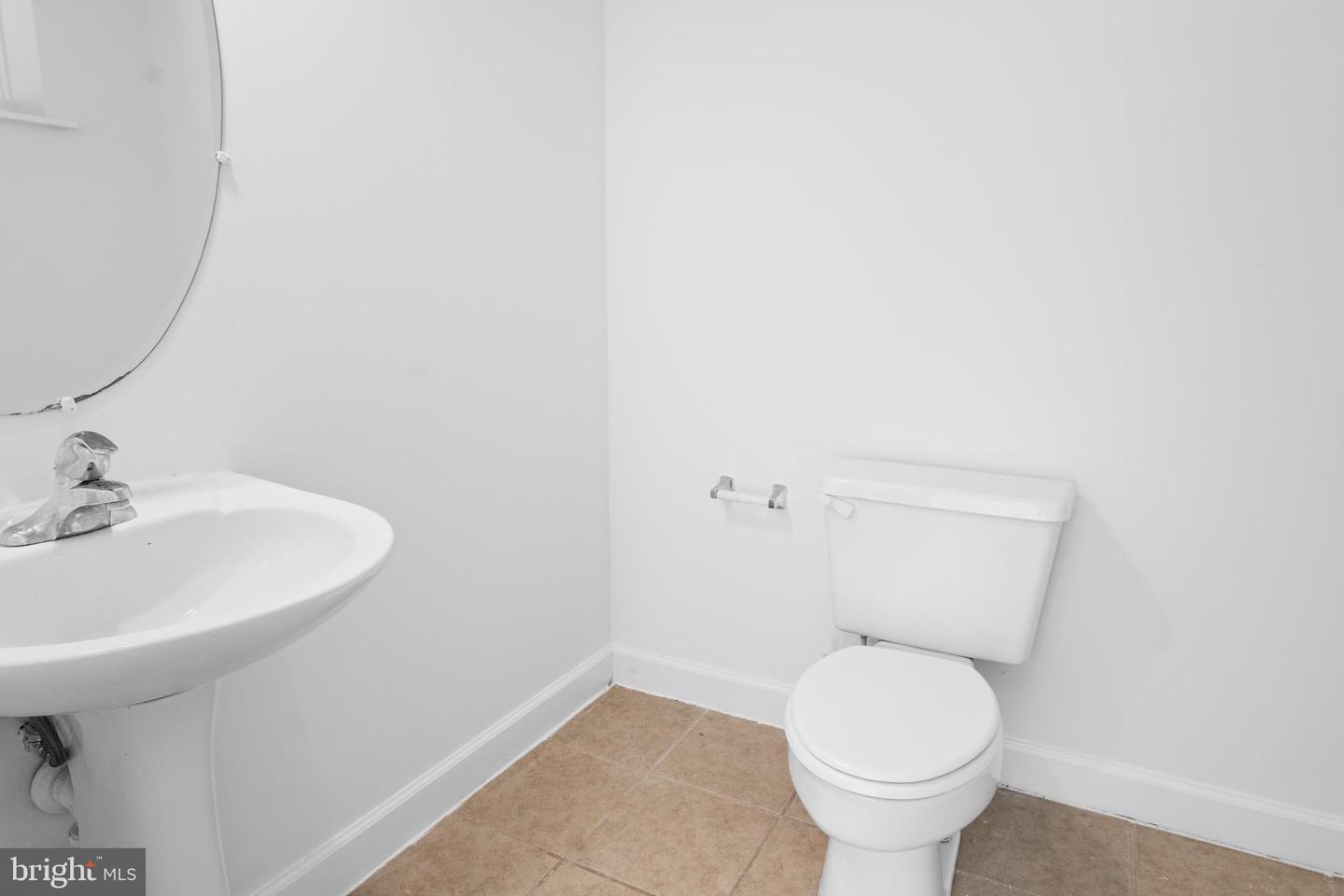 39 Stridesham Ct Property Photo 8