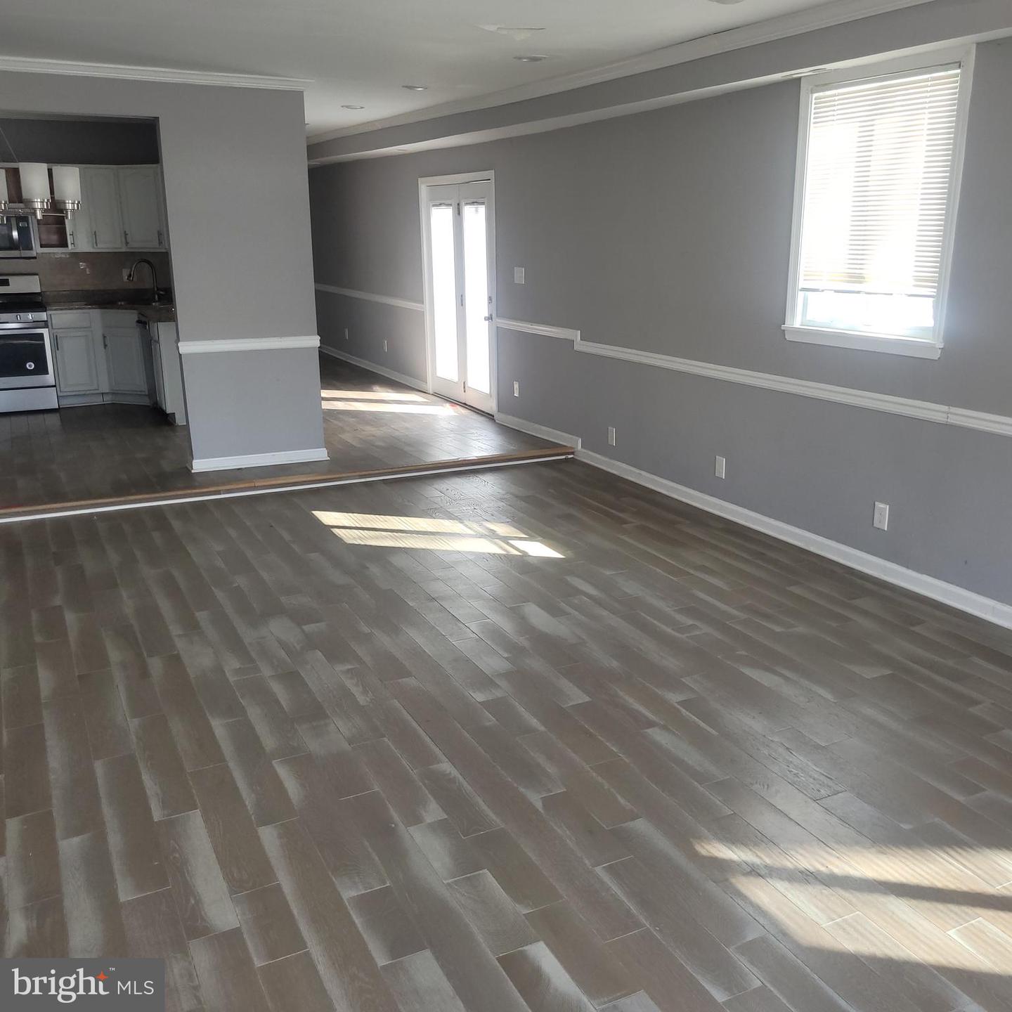 6604 Dogwood Rd Property Photo 2
