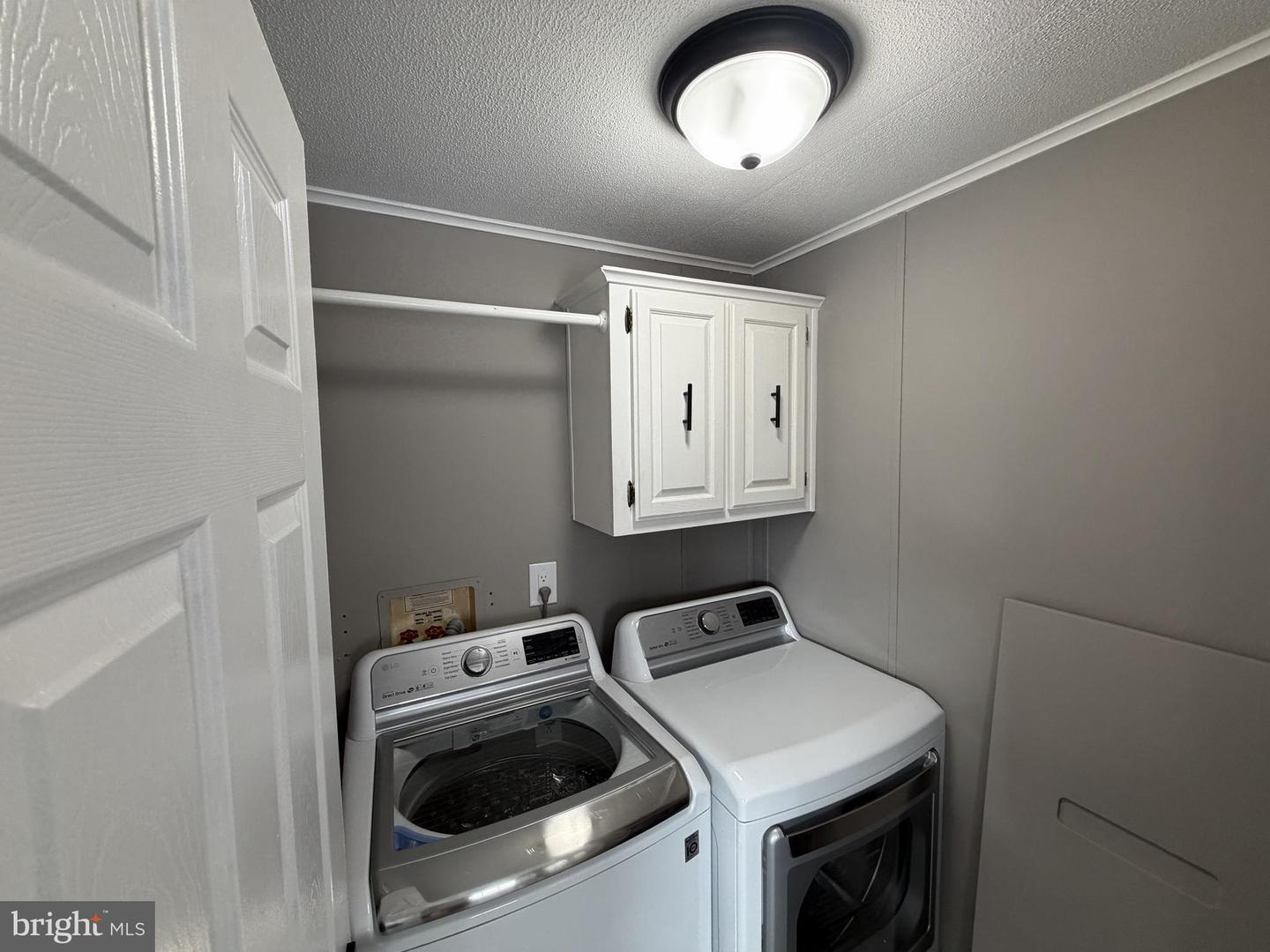 135 Cowhide Cir Property Photo 7