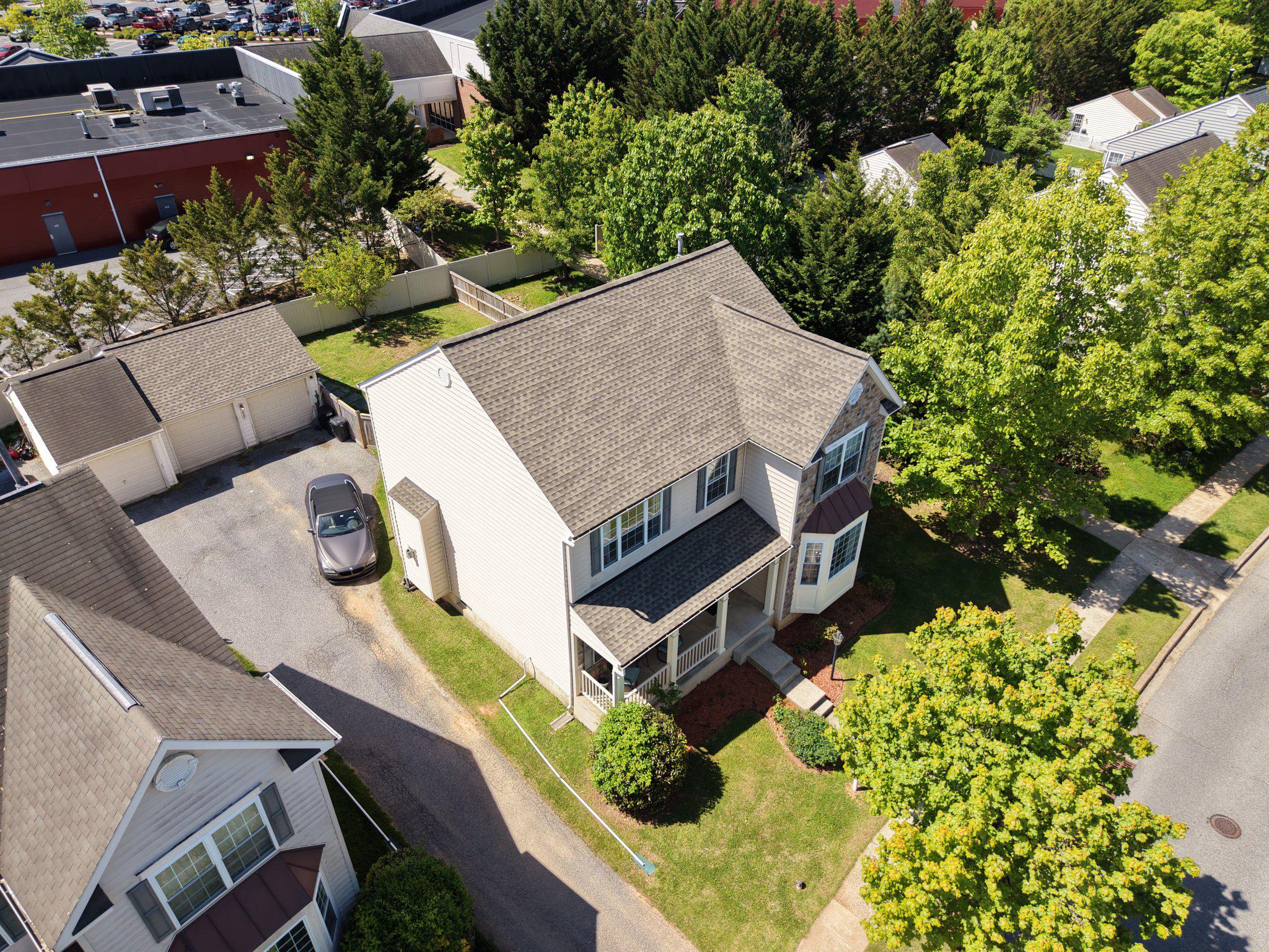 215 Seamaster Rd Property Photo 3