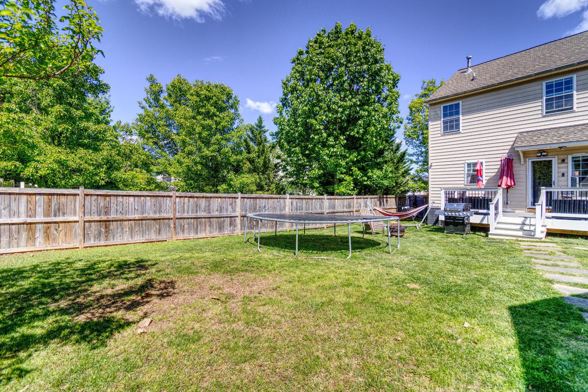 215 Seamaster Rd Property Photo 40